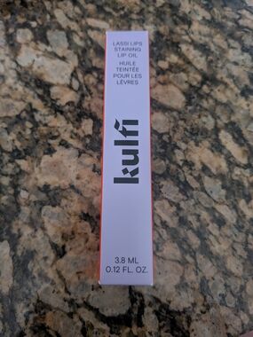 Kulfi Lassi Lips Staining Lip Oil - Pink/Orange Packaging